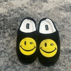 Joe Boxer slippers size 9